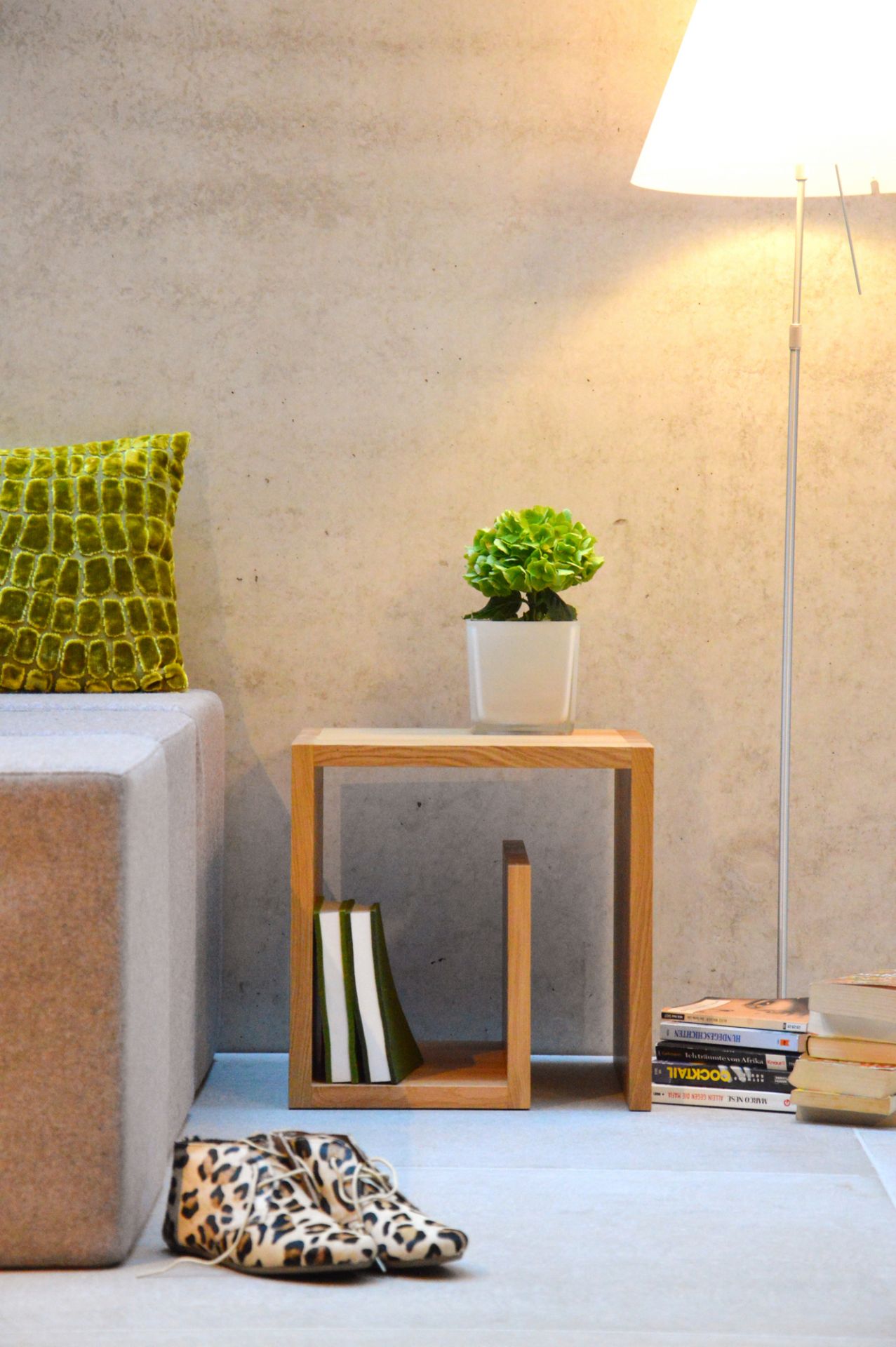 Cubus G Side Table Jan Kurtz